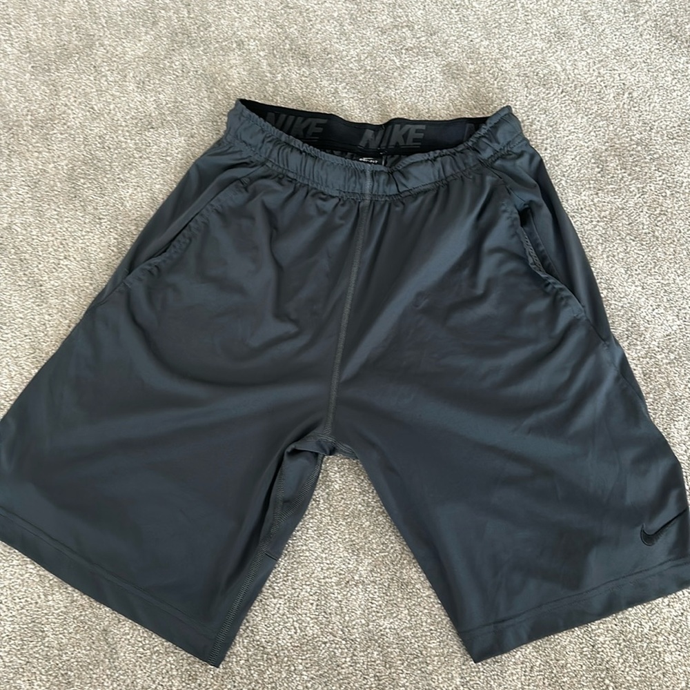 Nike men’s running shorts. Medium